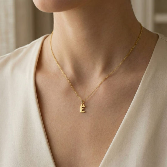 Ciondolo Joy Gioielli in oro giallo 9kt a forma di lettera E MISURA UNICA