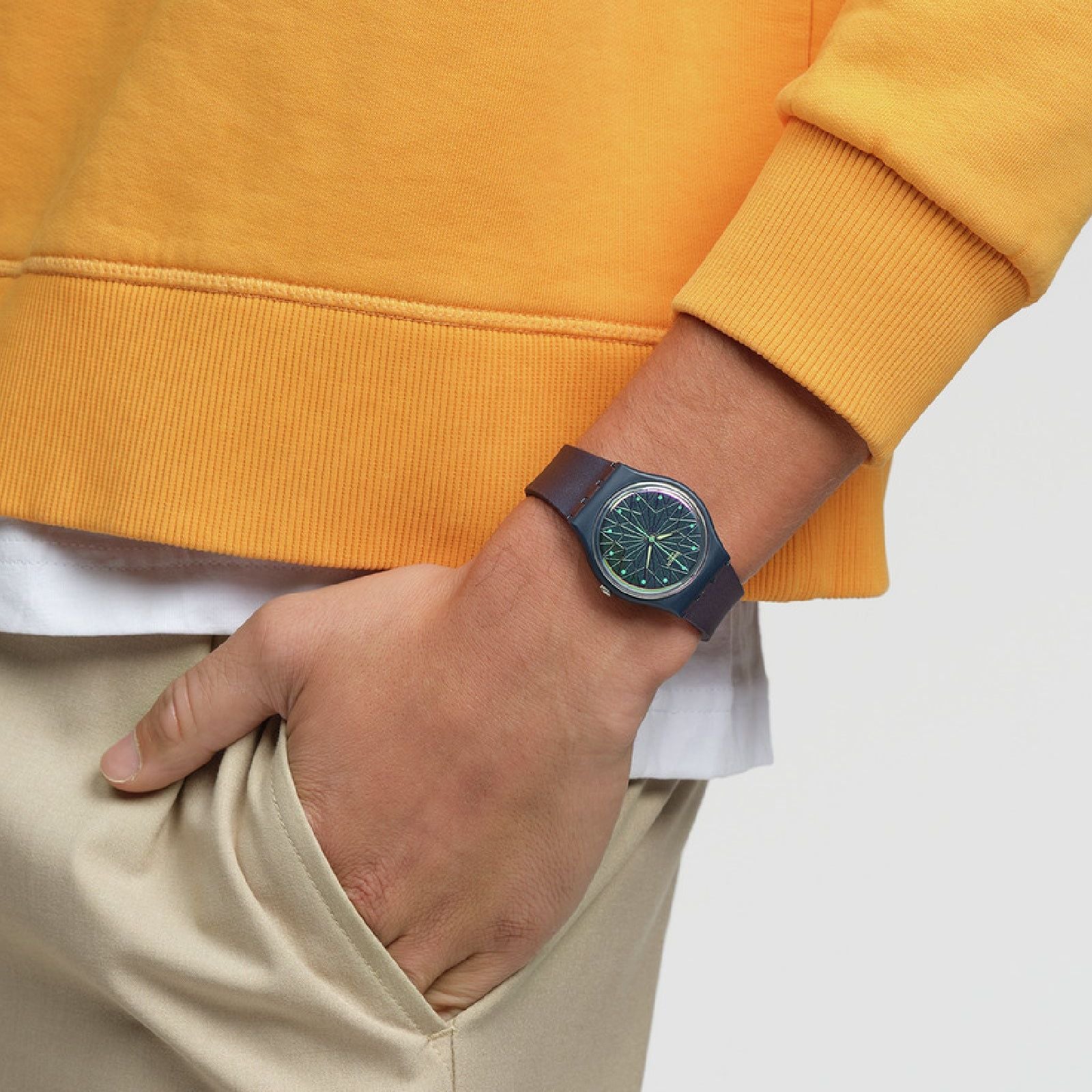 Orologio solo tempo Swatch Holiday Collection unisex materiale biologico blu cassa 34mm SO28N117-4