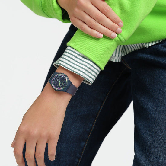Orologio solo tempo Swatch Holiday Collection unisex materiale biologico blu cassa 34mm SO28N117-5