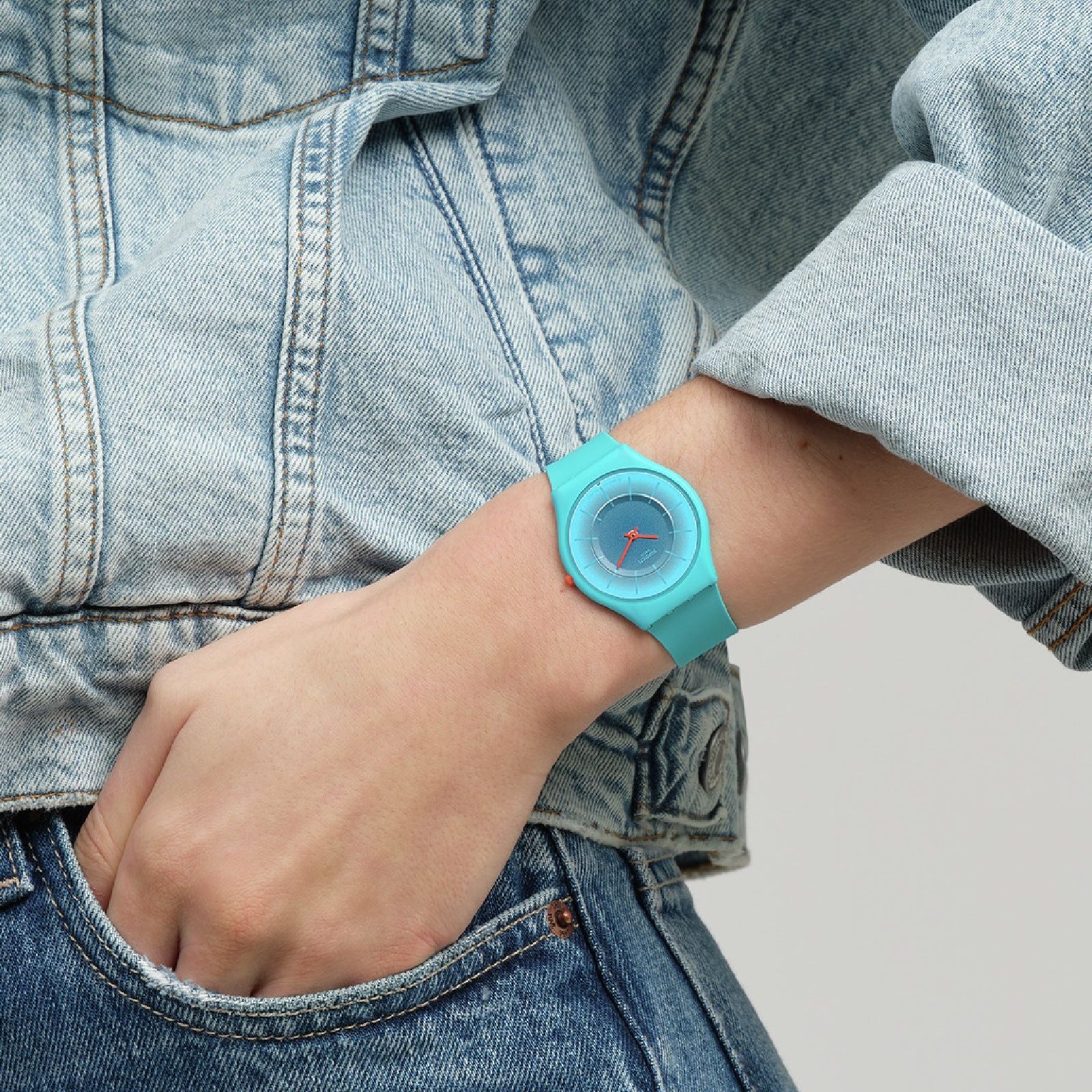 Orologi unisex Swatch Essentials cassa origine biologica silicone azzurro 34mm SS08N114-4