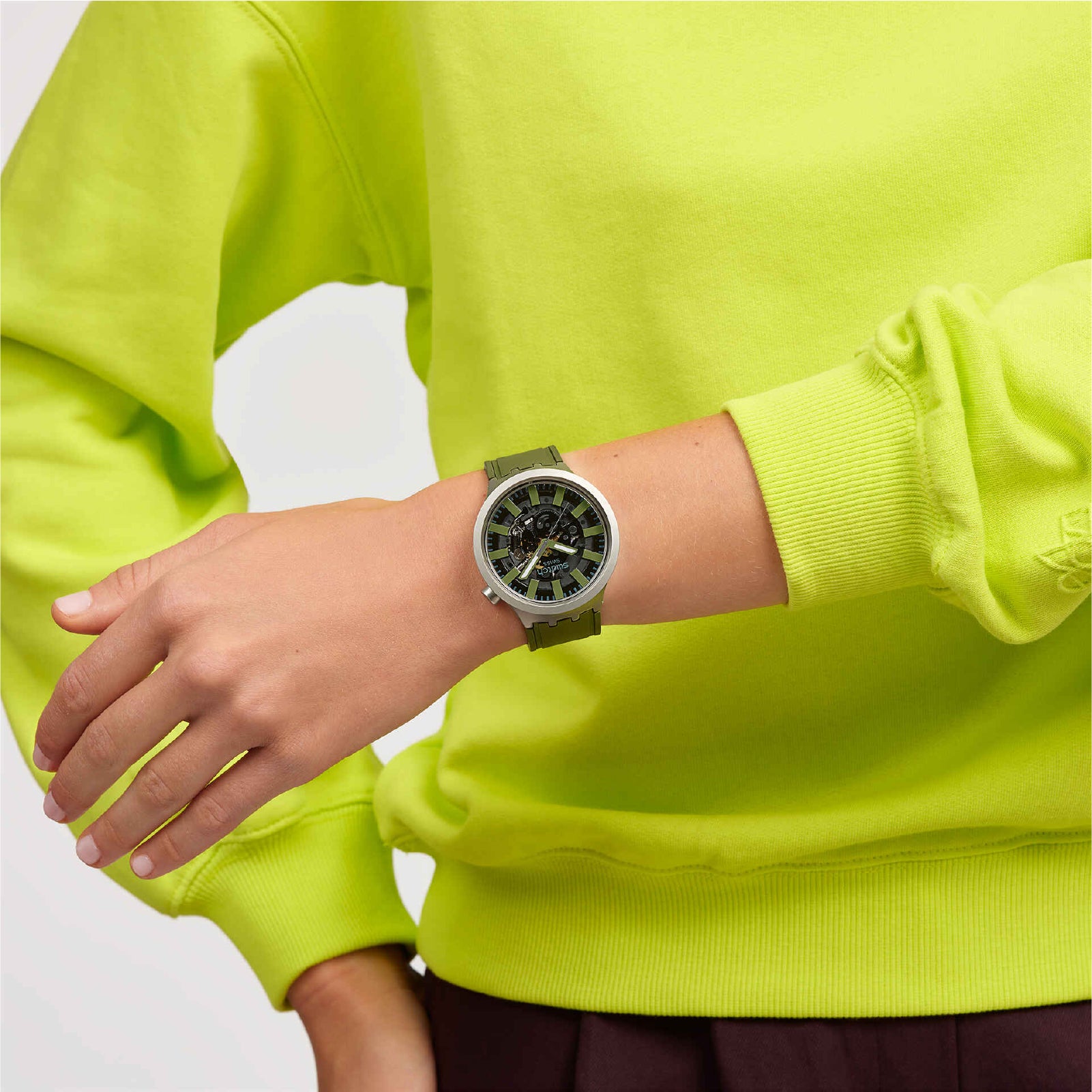Orologio Swatch da uomo 47mm cinturino verde opaco MISURA UNICA