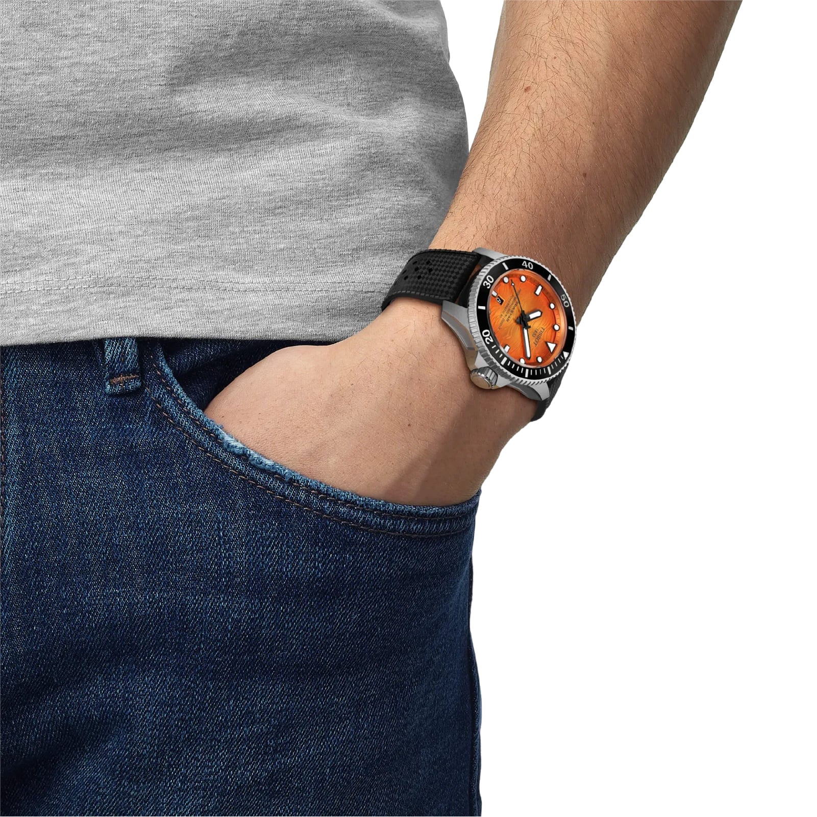Orologio Tissot Seastar 2000 44mm in acciaio arancio e nero MISURA UNICA