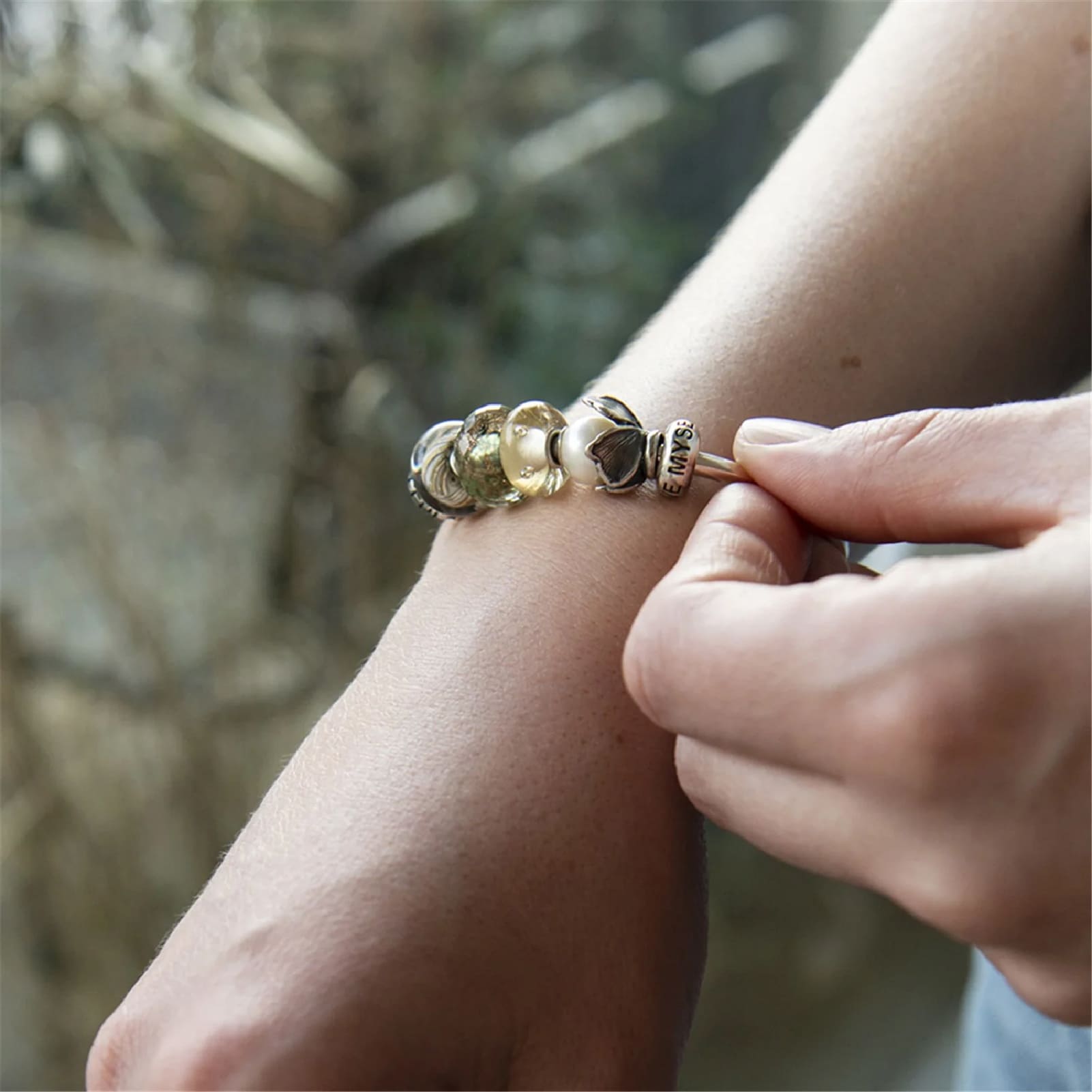Beads da donna Trollbeads in argento con perla bianca MISURA UNICA
