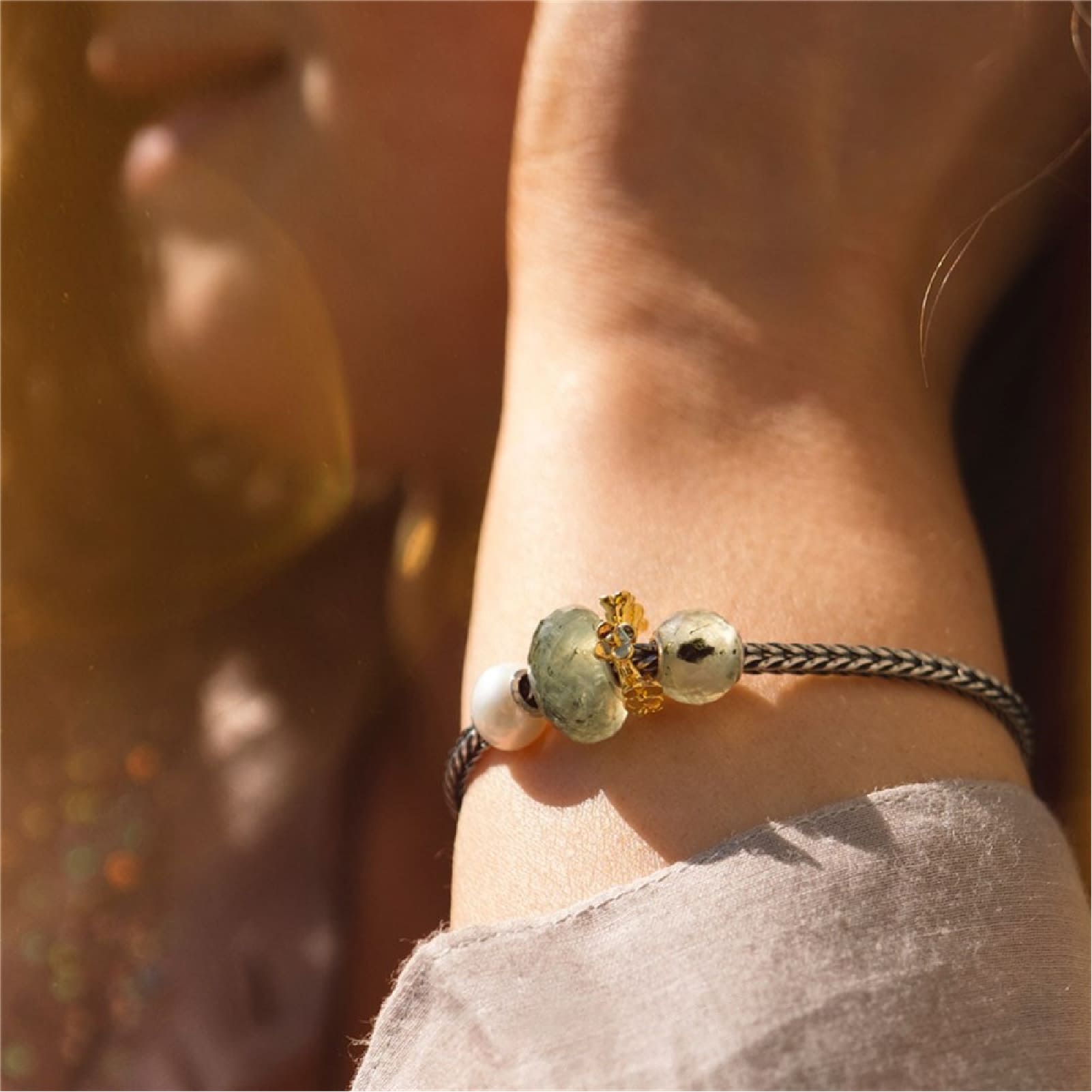 Charm Trollbeads in argento e prenite rotonda sfaccettata MISURA UNICA