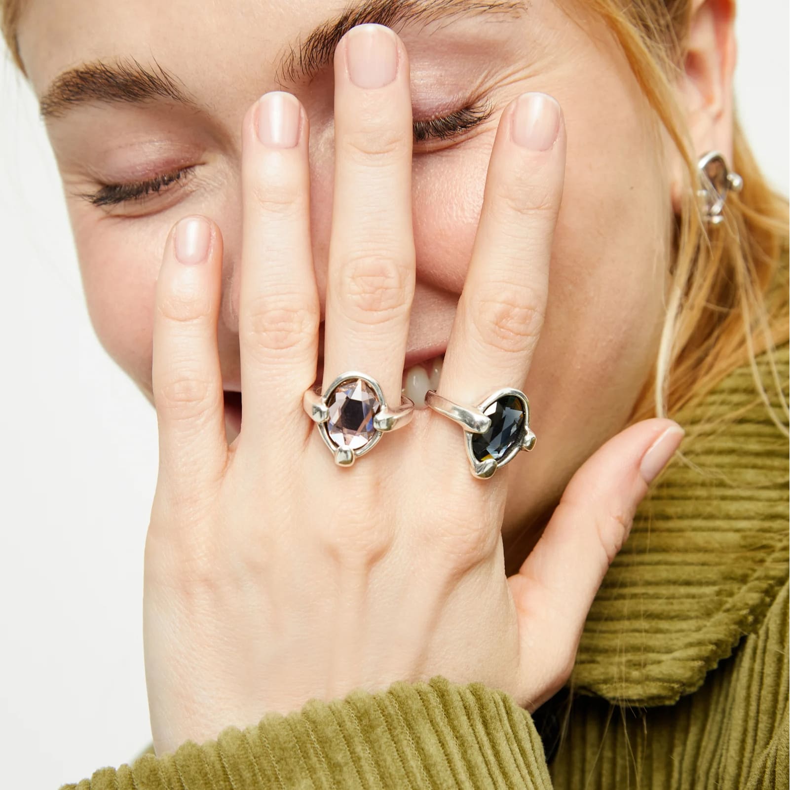 Anello Uno de 50 in lega metallica argento e cristallo nero 15