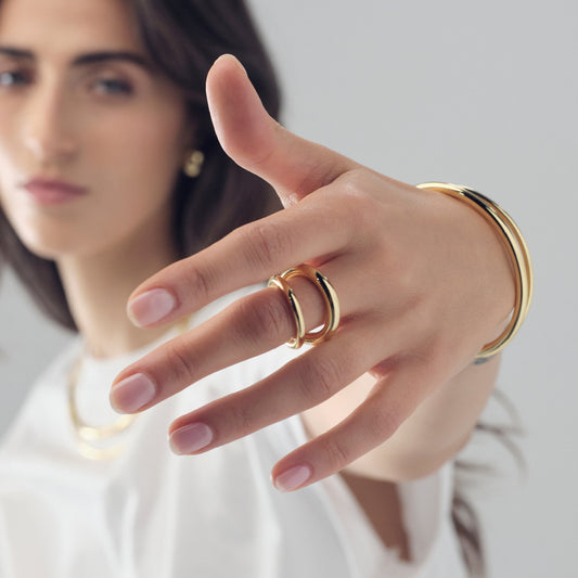 Anello rigido aperto da donna Unoaerre in bronzo dorato Regolabile dalla 14 alla 16