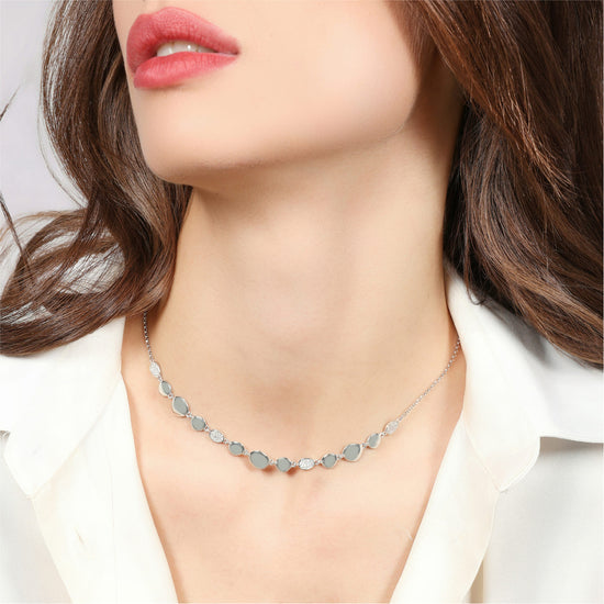 Collana Unoaerre Sparkle con elementi ovali e pavè zirconi MISURA UNICA