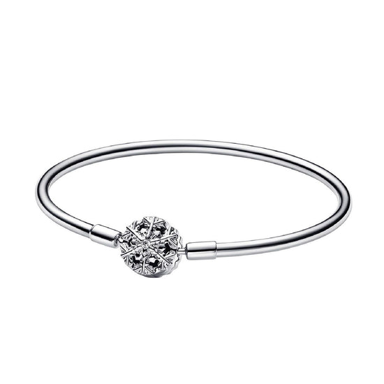 Bracciale Sparkling Snowflake Clasp Bangle edizione limitata 592286C01-1
