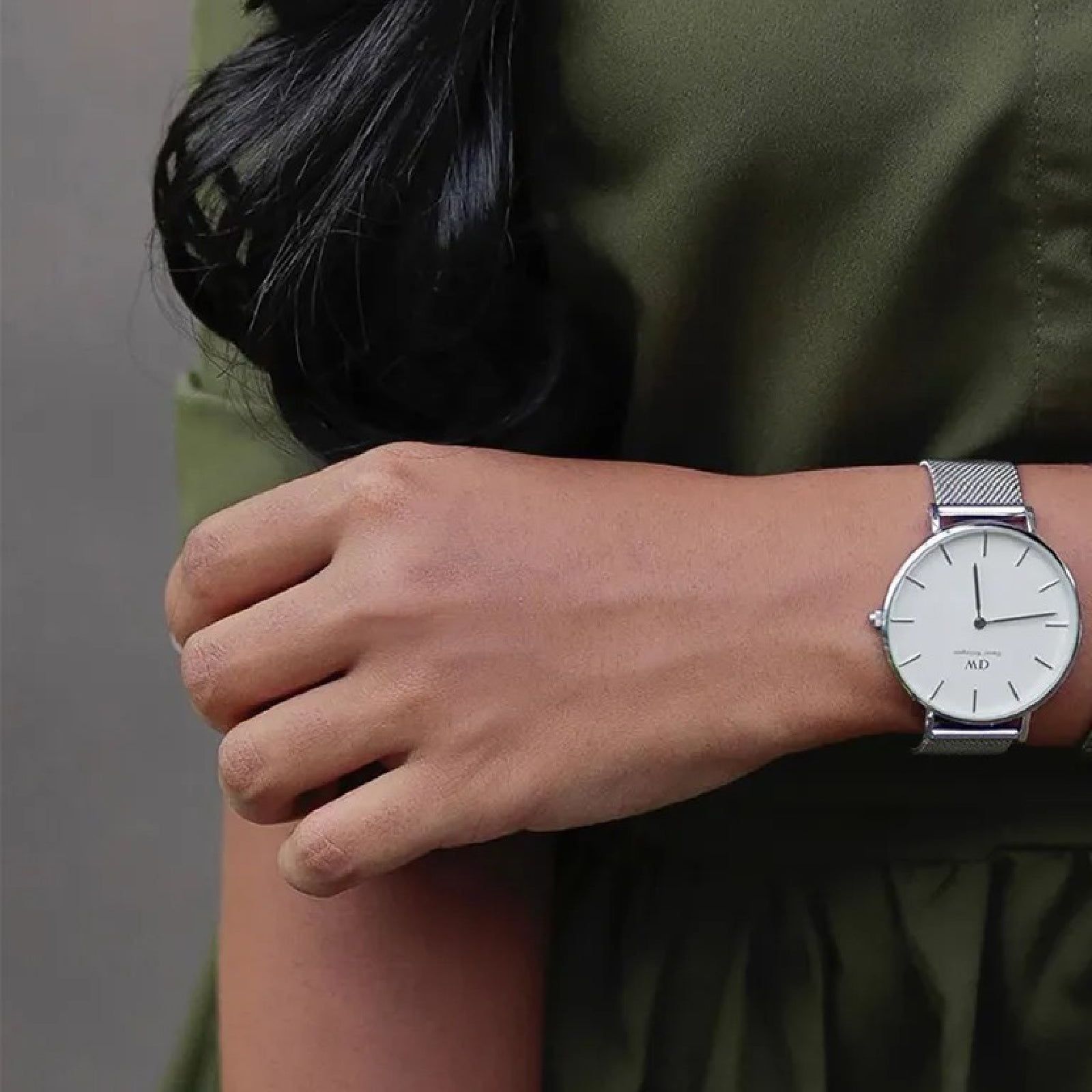 Orologio solo tempo Daniel Wellington Petite Sterling Unisex DW00100306-2