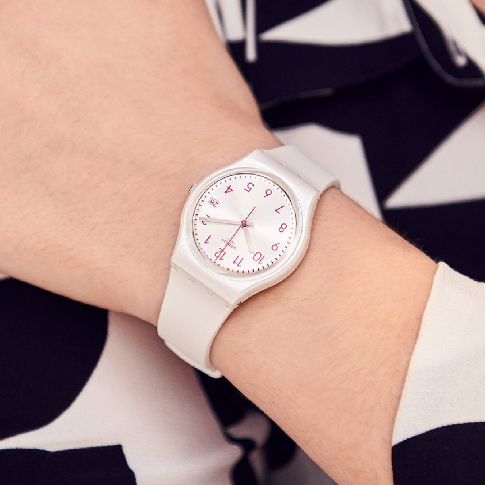 Orologio solo tempo Swatch Essentials da donna GW411-3