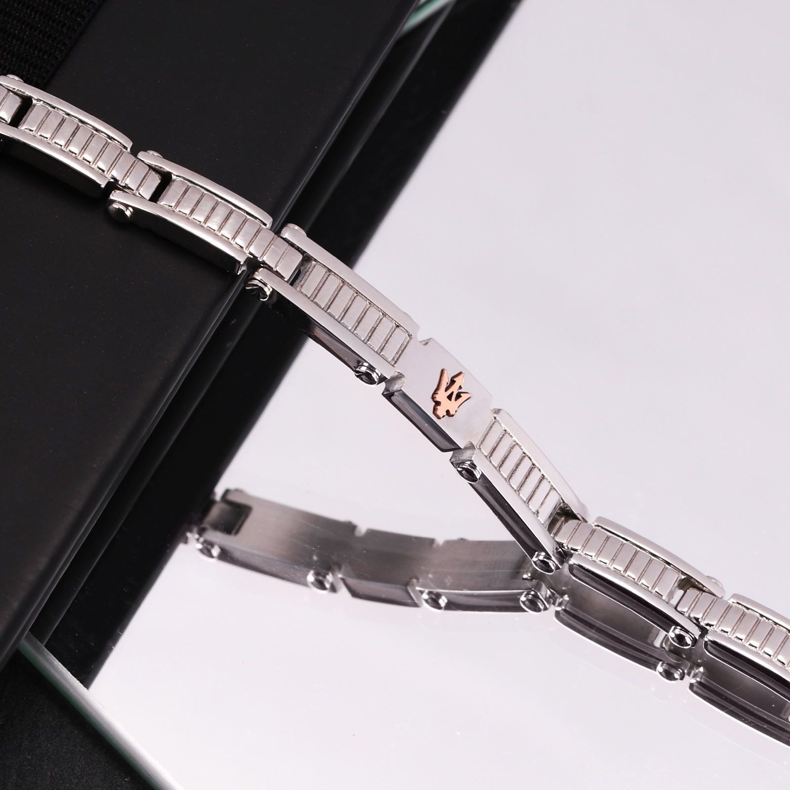 Bracciale Maserati da uomo JM421ATK18-2