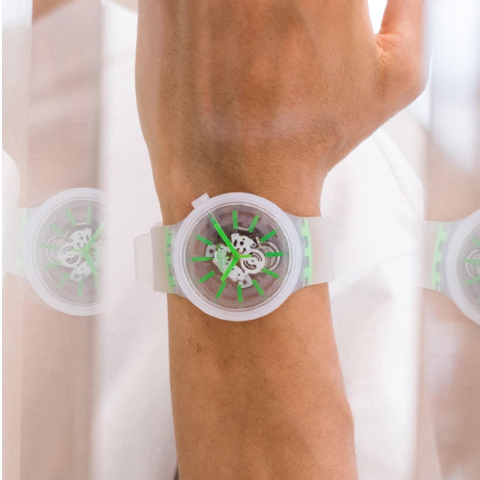 Orologio Solo tempo Swatch Big Bold Jelly unisex SO27E104-4