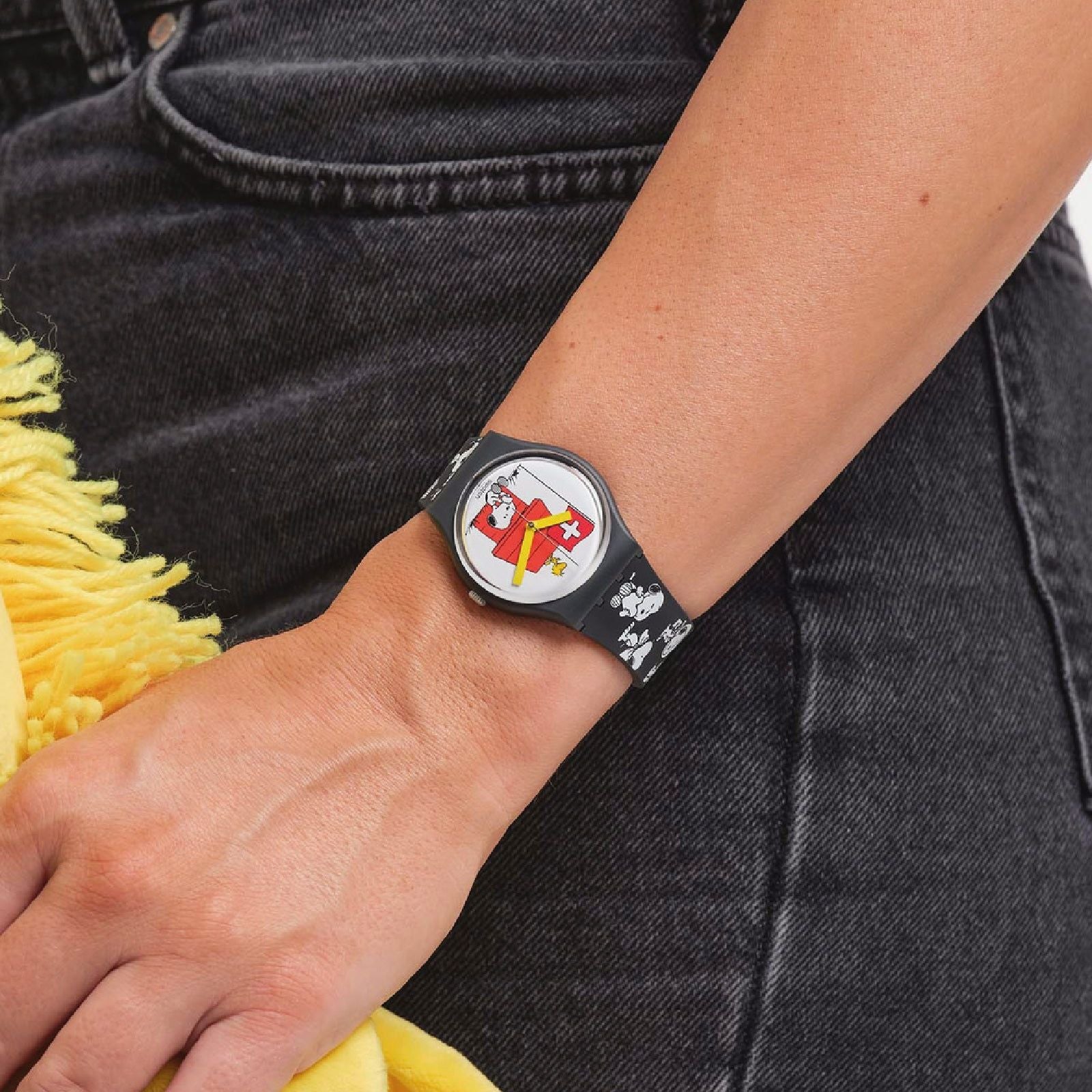 Orologio solo tempo Swatch Peanuts unisex SO28Z107-5