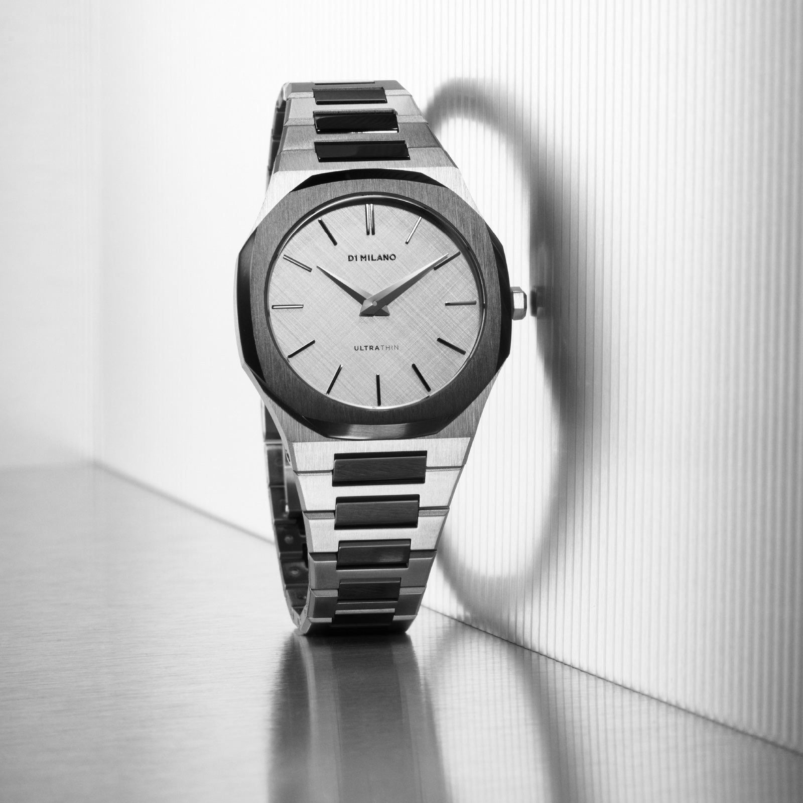 Orologio solo tempo D1 Milano Ultra Thin unisex in acciaio UTBU06-4